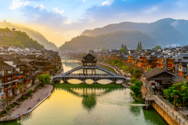 Trương Gia Giới - Thiên Môn Sơn - Đồng Nhân - Phượng Hoàng Cổ Trấn