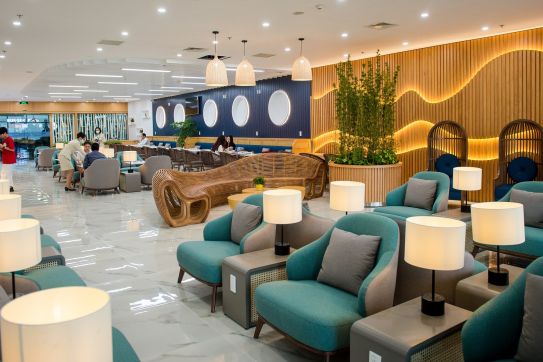 Miễn phí phòng chờ thương gia khi mua vé máy bay tại AhuBooking