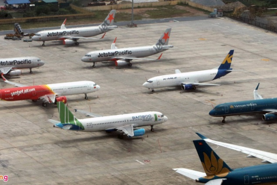 Chương trình "GIÁ RẺ NHẤT QUÁN" khi book vé máy bay tại AhuBooking.com