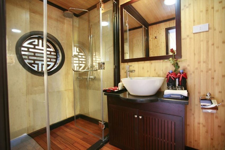 bathroom-deluxebalcony